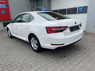 Skoda Superb фото 4