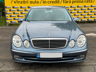 Mercedes E-Class foto 2