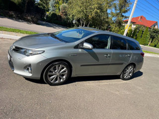 Toyota Auris foto 2