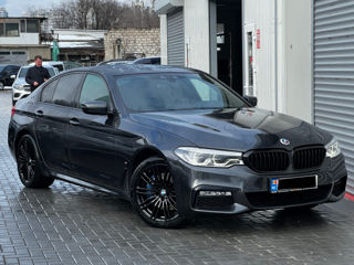 BMW 5 Series foto 4