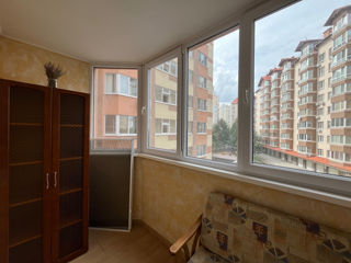 Apartament cu 2 camere, 82 m², Buiucani, Chișinău foto 6