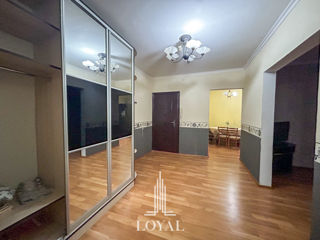 Apartament cu 3 camere, 75 m², Ciocana, Chișinău foto 2