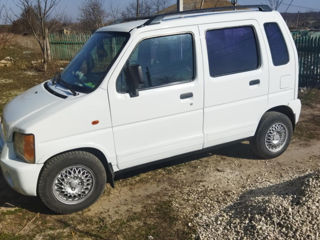 Suzuki Wagon R+ foto 7