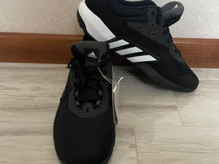 Кроссовки  Adidas foto 1