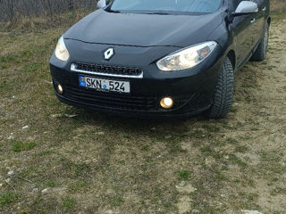 Renault Fluence foto 1