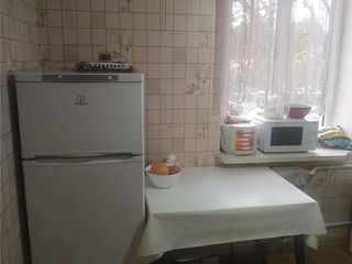 Apartament cu 2 camere, 41 m², Botanica, Chișinău foto 5