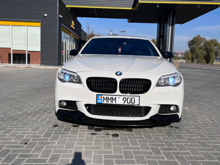 BMW 5 Series foto 8