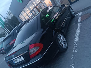 Mercedes E-Class foto 4