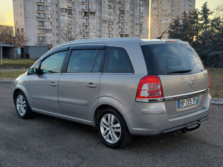 Opel Zafira foto 7