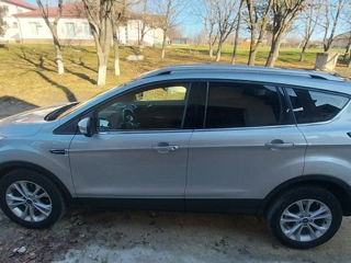 Ford Kuga foto 4