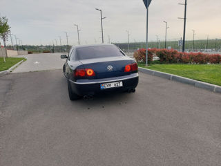 Volkswagen Phaeton foto 9