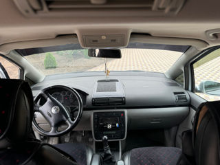 Volkswagen Sharan foto 7