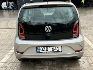 Volkswagen up! foto 2