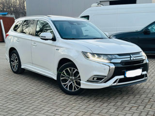 Mitsubishi Outlander foto 4