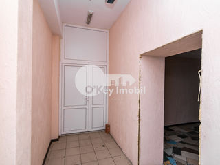 Spațiu comercial 550mp, Centru, 5500 € ! foto 6