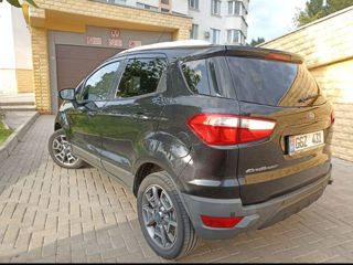 Ford EcoSport foto 3