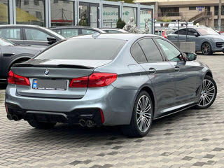 BMW 5 Series foto 5