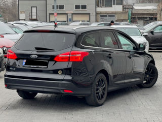 Ford Focus foto 4