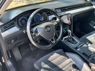 Volkswagen Passat foto 8