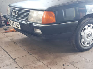 Audi 100 foto 8