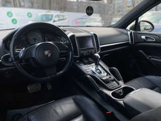 Porsche Cayenne foto 12