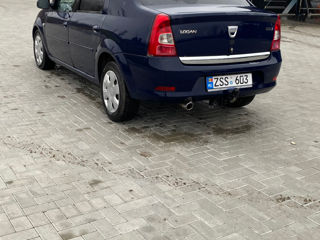 Dacia Logan foto 2