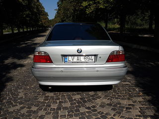 BMW 7 Series foto 4