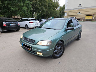 Opel Astra foto 3