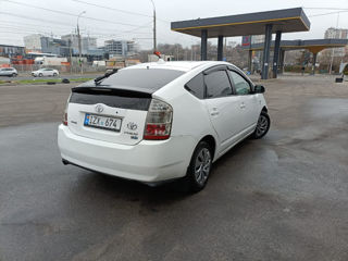 Toyota Prius foto 4