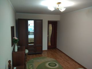 Apartament cu 3 odăi foto 7