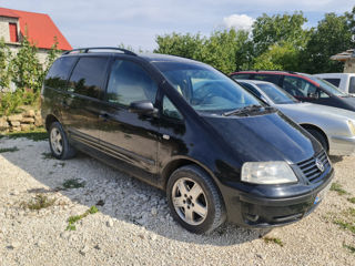 Volkswagen Sharan foto 3