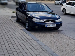 Ford Mondeo foto 8