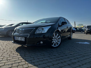 Toyota Avensis foto 6