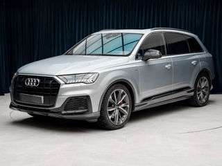 Audi Q7 e-tron