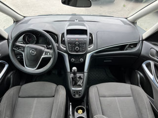 Opel Zafira foto 11