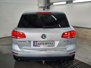 Volkswagen Touareg foto 5