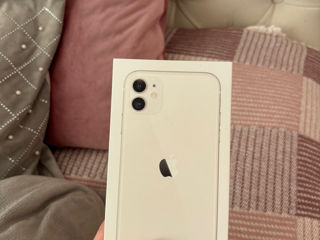 Vând iPhone 11 64 gb