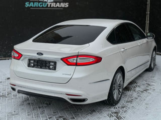 Ford Mondeo foto 4