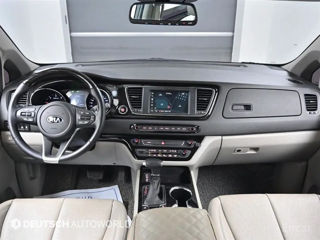 KIA Carnival foto 4