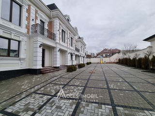 TownHouse! bd. Cuza Vodă/str. Belgrad, 220m2 + 5 ari. Varianta Sură! foto 9