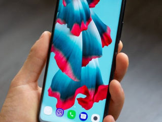 Компактный флагман ips nfc 128GB меняю на велик