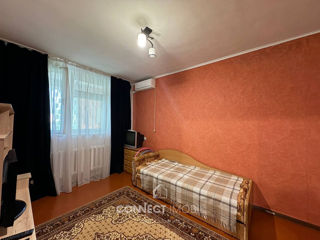 Apartament cu 2 camere, 46 m², Botanica, Chișinău foto 2