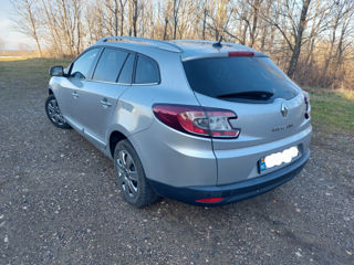 Renault Megane foto 2