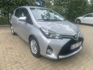 Toyota Yaris foto 1