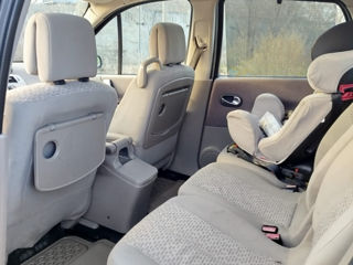 Renault Scenic foto 7