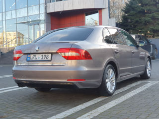 Skoda Superb foto 8