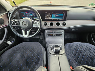 Mercedes E-Class foto 10