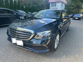 Mercedes E-Class foto 2