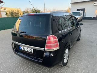 Opel Zafira foto 4