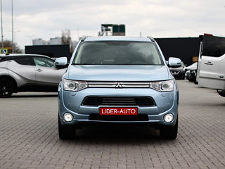 Mitsubishi Outlander foto 2